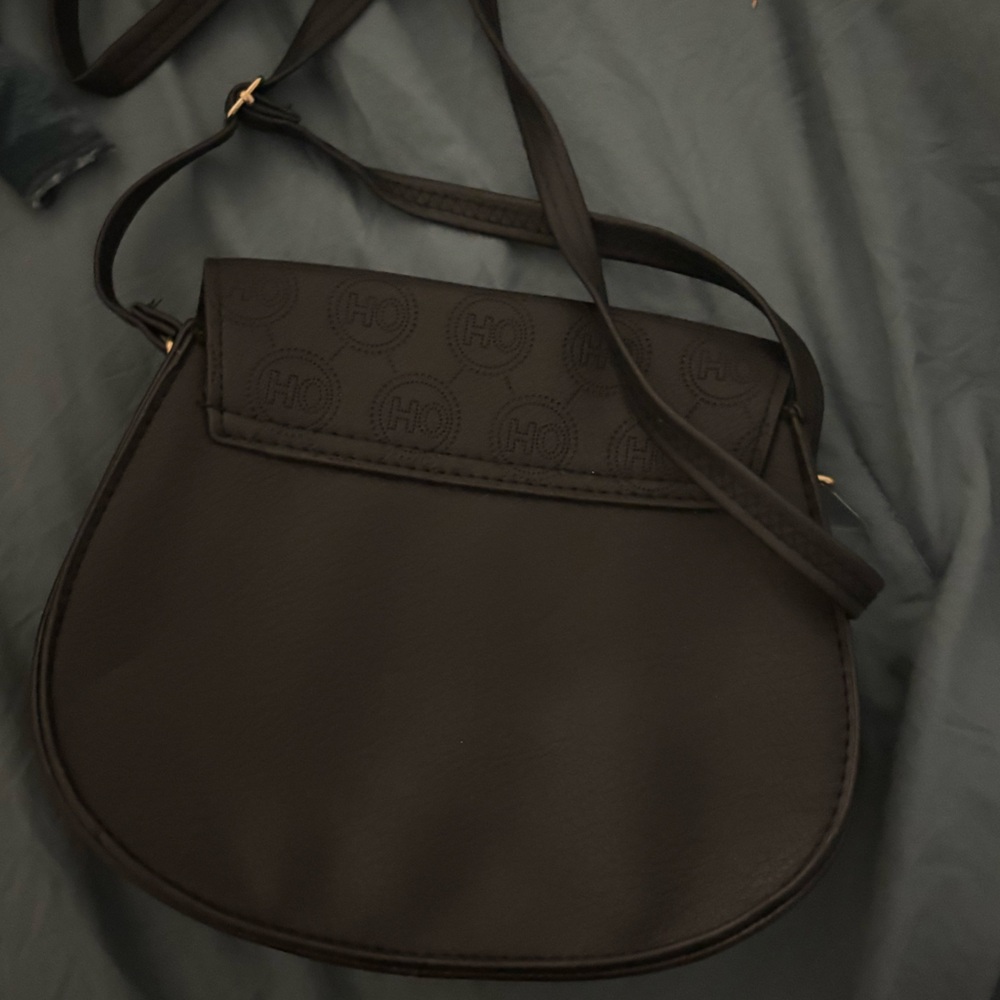 black bag - Picture 2 of 4